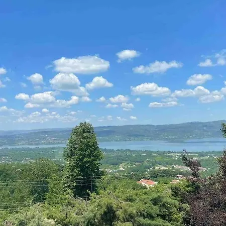 Villa Essiz Gol Manzarali Huzurlu Aile Evi Sapanca