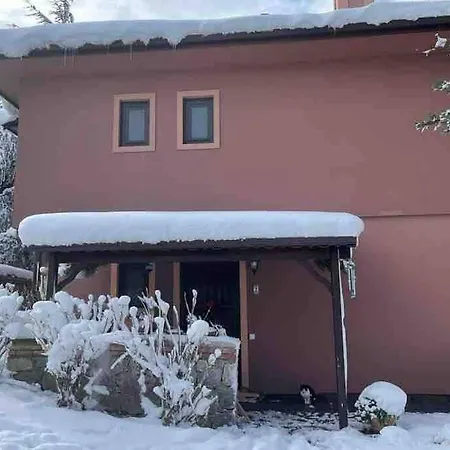 Villa Essiz Gol Manzarali Huzurlu Aile Evi *