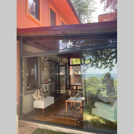 Villa Essiz Gol Manzarali Huzurlu Aile Evi Sapanca
