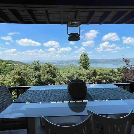 Villa Essiz Gol Manzarali Huzurlu Aile Evi Sapanca