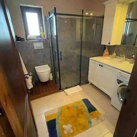Villa Essiz Gol Manzarali Huzurlu Aile Evi *